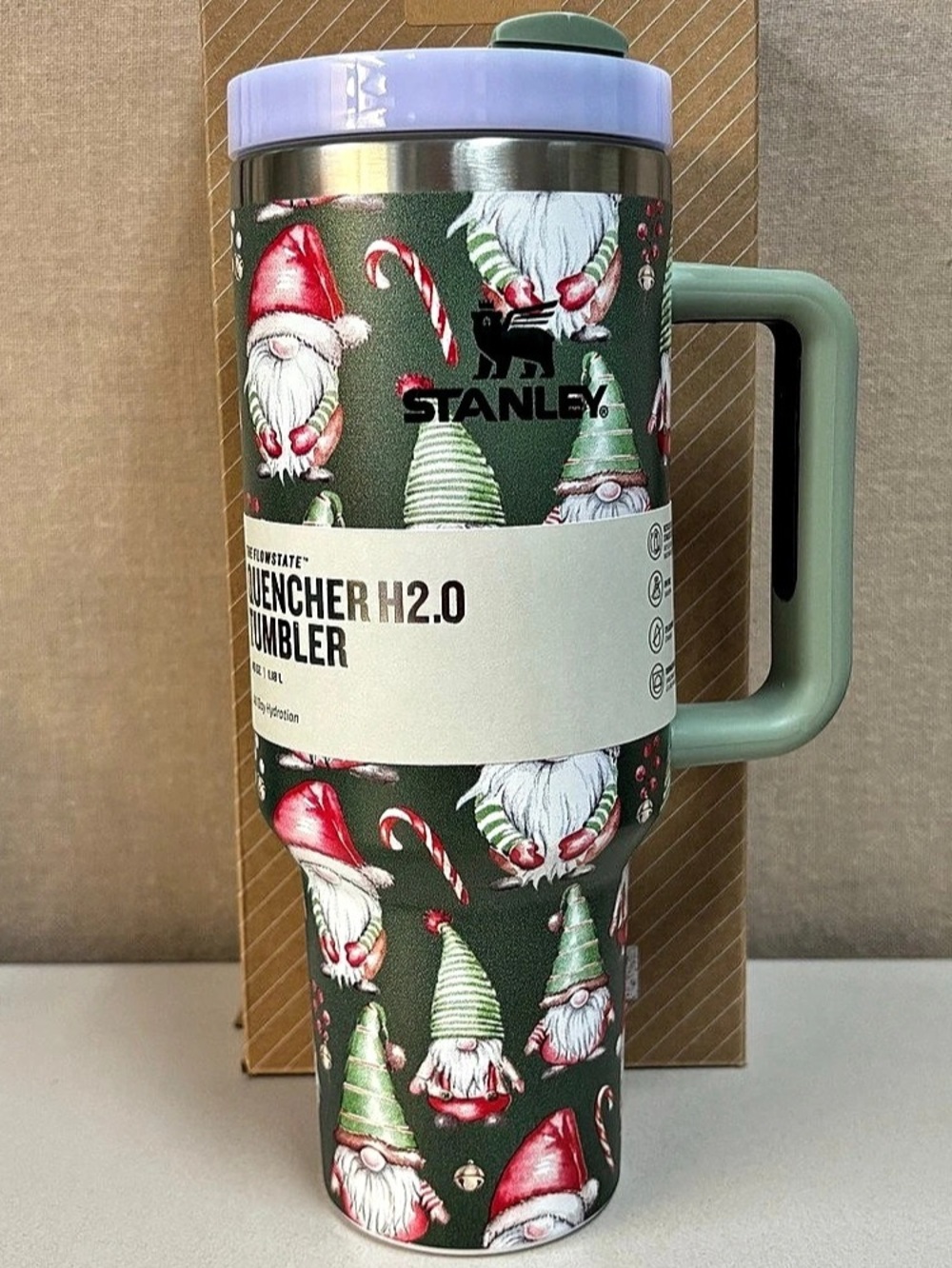 Stanley Quencher H2.0 40oz Christmas Gnomes Tumbler Green Holiday New w/ Box